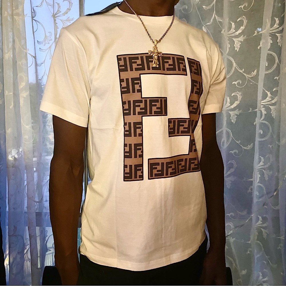 FENDI MENS DESIGNER TSHIRT⚜️